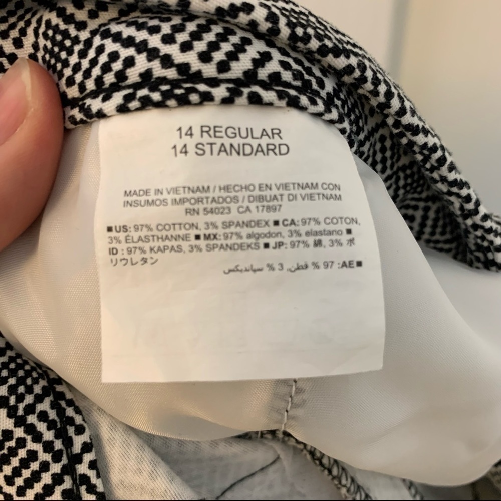 Patterned Skinny Pants - Picture 3 of 4
